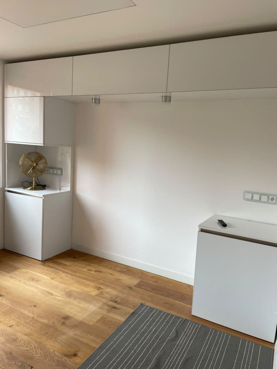 2 bedroom with open-plan kitchen flat to rent, 70 m², Konradova, Brno, Jihomoravský Region 2 bedroom with open-plan kitchen flat to rent, 70 m², Konradova, Brno, Jihomoravský Region