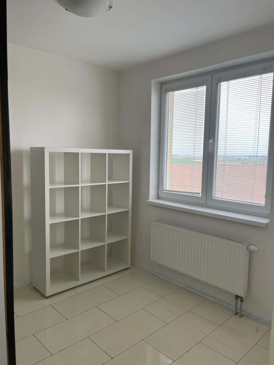 1 bedroom with open-plan kitchen flat to rent, 53 m², V Honech, Klecany, Středočeský Region 1 bedroom with open-plan kitchen flat to rent, 53 m², V Honech, Klecany, Středočeský Region