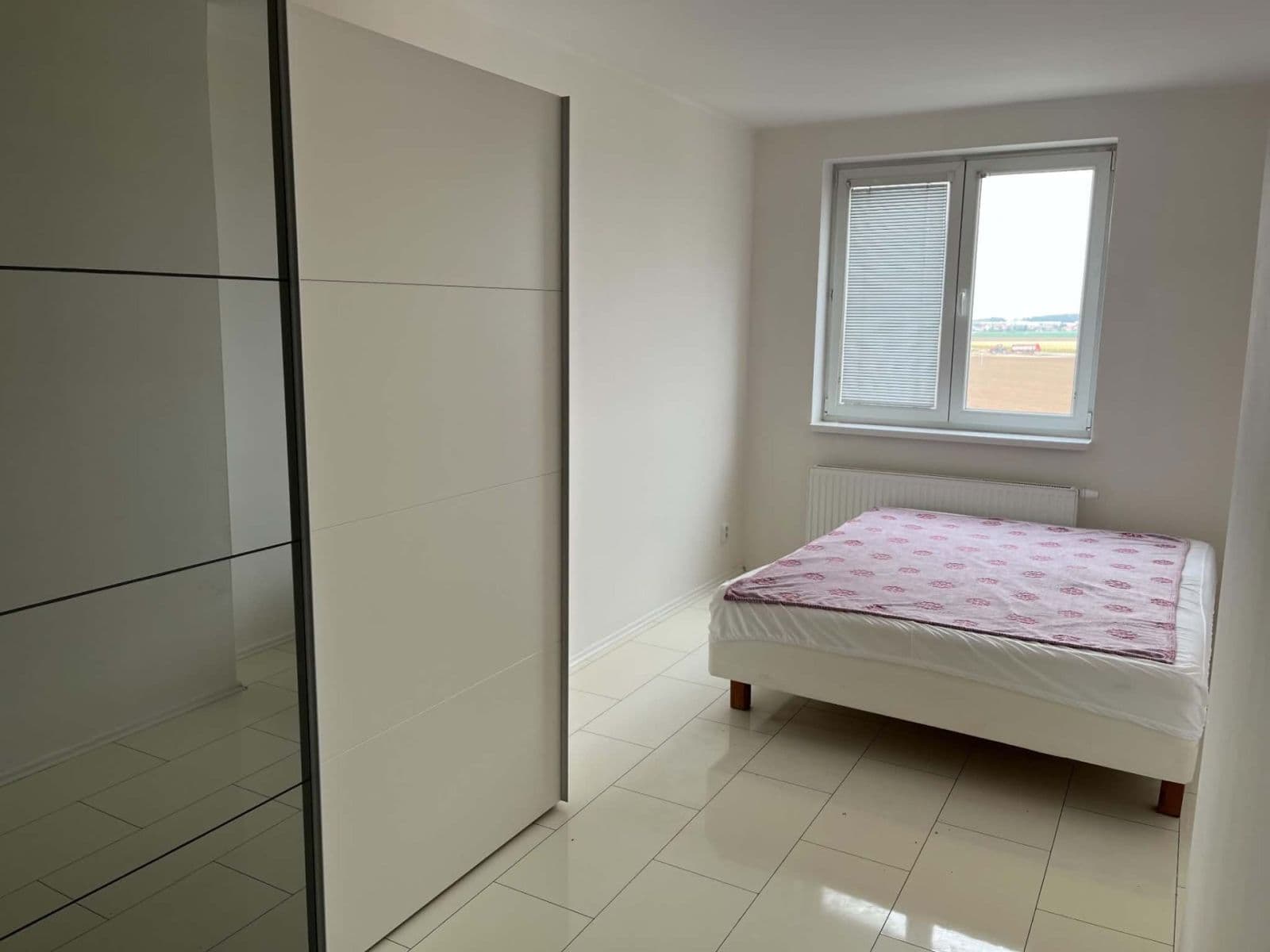 1 bedroom with open-plan kitchen flat to rent, 53 m², V Honech, Klecany, Středočeský Region 1 bedroom with open-plan kitchen flat to rent, 53 m², V Honech, Klecany, Středočeský Region