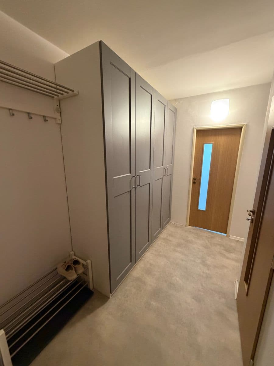 1 bedroom with open-plan kitchen flat to rent, 43 m², Frýdlantská, Prague, Prague 1 bedroom with open-plan kitchen flat to rent, 43 m², Frýdlantská, Prague, Prague