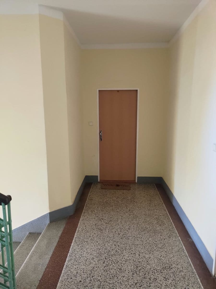 2 bedroom with open-plan kitchen flat to rent, 74 m², Jihlavská, Prague, Prague 2 bedroom with open-plan kitchen flat to rent, 74 m², Jihlavská, Prague, Prague