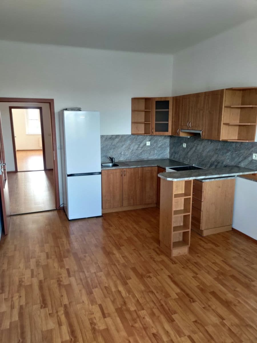 2 bedroom with open-plan kitchen flat to rent, 74 m², Jihlavská, Prague, Prague 2 bedroom with open-plan kitchen flat to rent, 74 m², Jihlavská, Prague, Prague