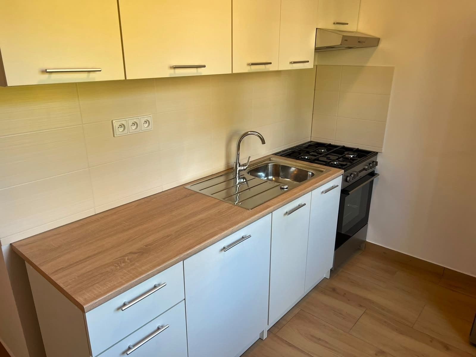 2 bedroom flat to rent, 56 m², Peštukova, Prague, Prague 2 bedroom flat to rent, 56 m², Peštukova, Prague, Prague