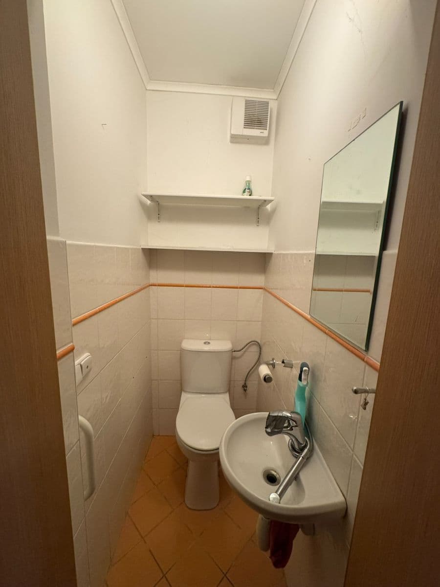 2 bedroom with open-plan kitchen flat to rent, 84 m², Za Sídlištěm, Dolní Břežany, Středočeský Region 2 bedroom with open-plan kitchen flat to rent, 84 m², Za Sídlištěm, Dolní Břežany, Středočeský Region