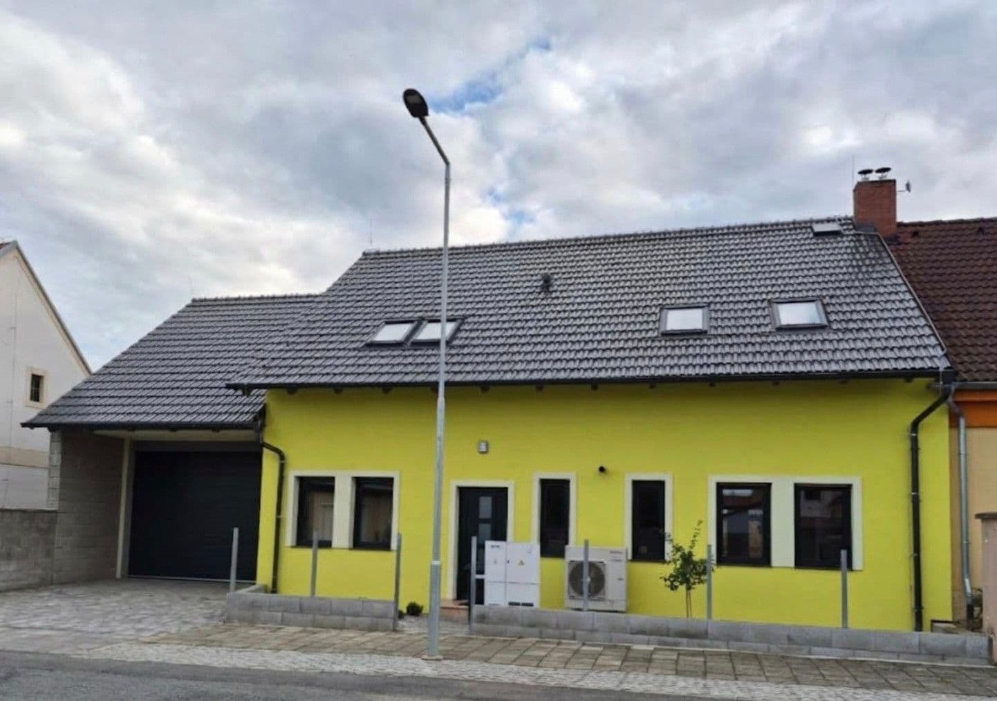 3 bedroom with open-plan kitchen flat to rent, 100 m², Revoluční, Přeštice, Plzeňský Region 3 bedroom with open-plan kitchen flat to rent, 100 m², Revoluční, Přeštice, Plzeňský Region