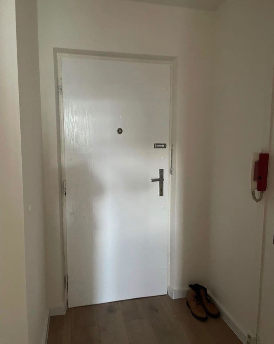 1 bedroom with open-plan kitchen flat to rent, 42 m², Višňová, Most, Ústecký Region 1 bedroom with open-plan kitchen flat to rent, 42 m², Višňová, Most, Ústecký Region