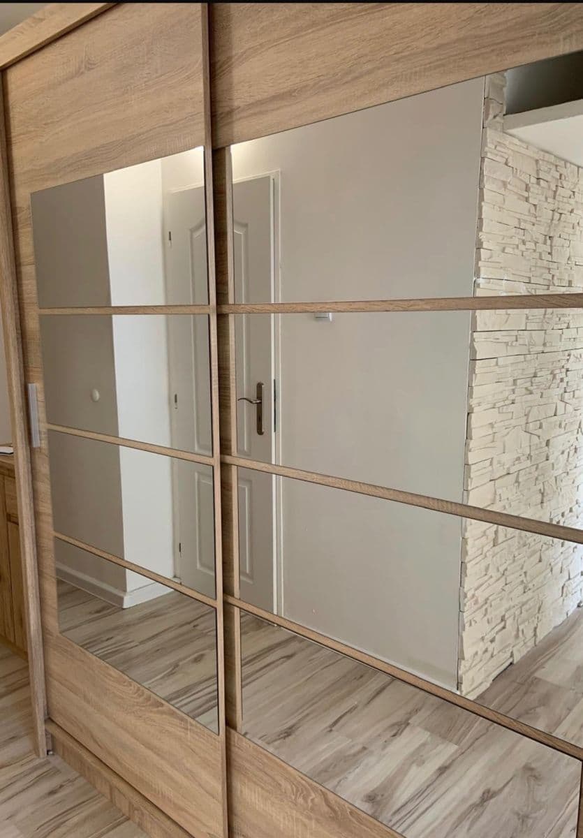 1 bedroom with open-plan kitchen flat to rent, 42 m², Višňová, Most, Ústecký Region 1 bedroom with open-plan kitchen flat to rent, 42 m², Višňová, Most, Ústecký Region