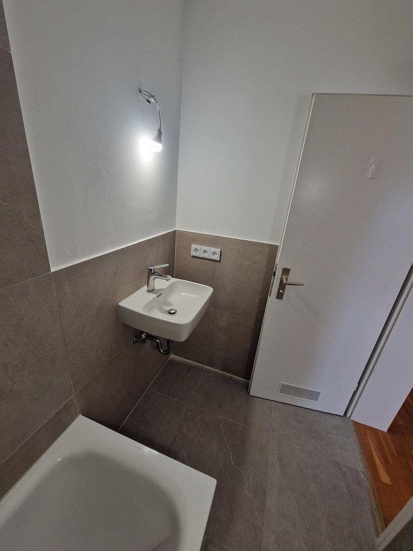4 bedroom flat to rent, 78 m², Unterhaching, Bavaria 4 bedroom flat to rent, 78 m², Unterhaching, Bavaria