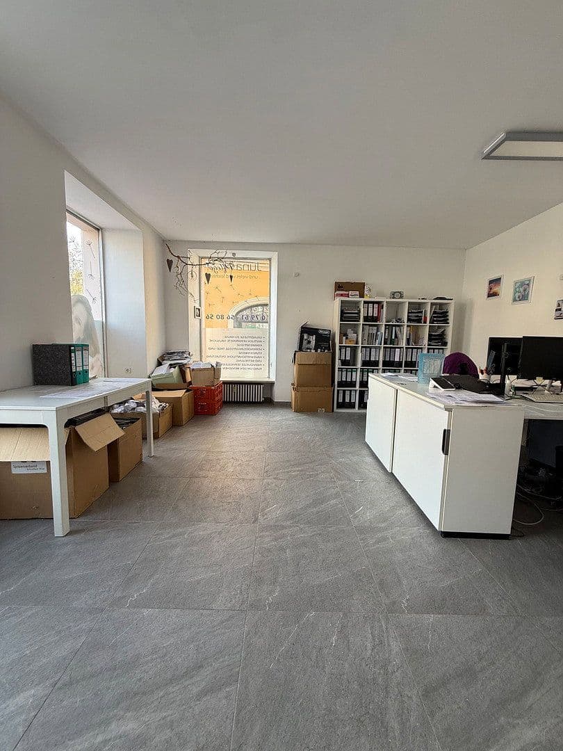 non-residential property to rent, 150 m², Marktplatz 18, Ellwangen (Jagst), Baden-Württemberg non-residential property to rent, 150 m², Marktplatz 18, Ellwangen (Jagst), Baden-Württemberg
