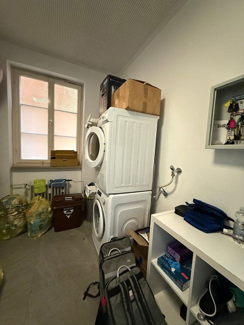 non-residential property to rent, 150 m², Marktplatz 18, Ellwangen (Jagst), Baden-Württemberg non-residential property to rent, 150 m², Marktplatz 18, Ellwangen (Jagst), Baden-Württemberg