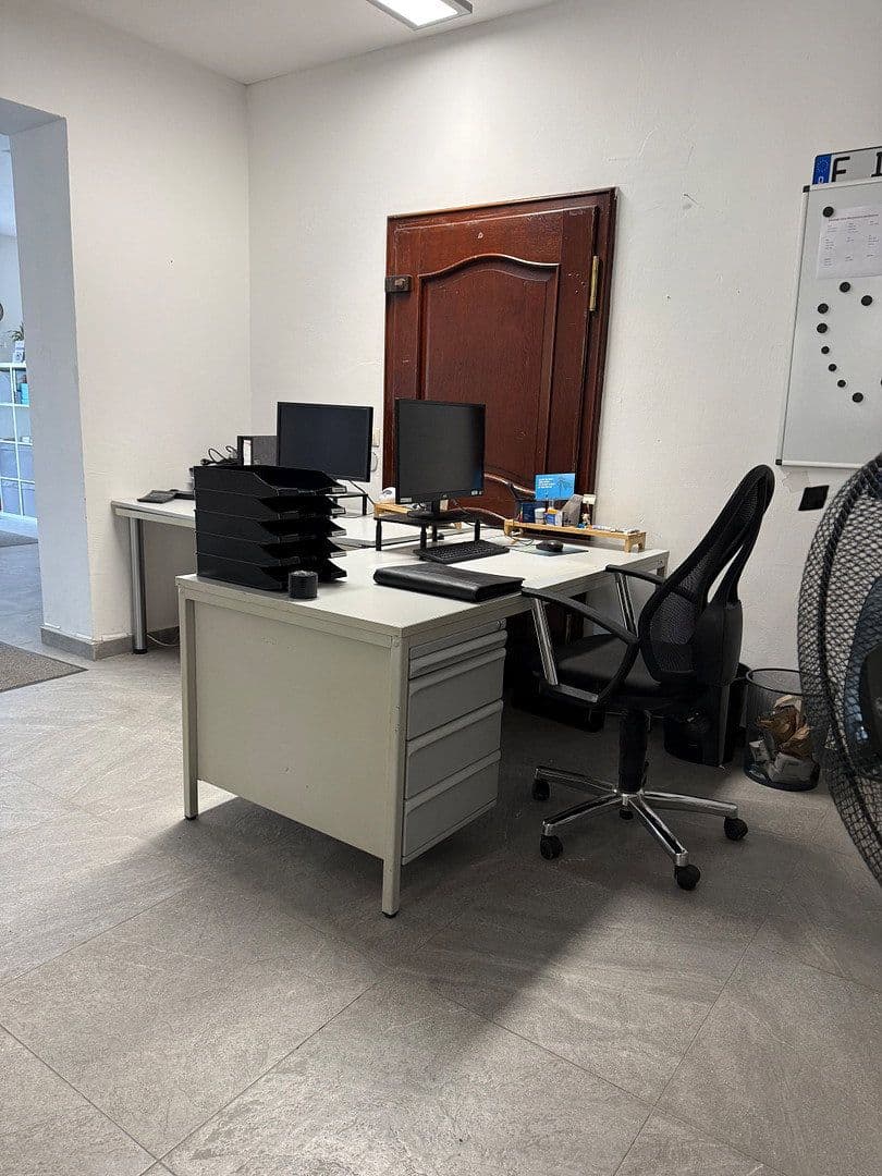 non-residential property to rent, 150 m², Marktplatz 18, Ellwangen (Jagst), Baden-Württemberg non-residential property to rent, 150 m², Marktplatz 18, Ellwangen (Jagst), Baden-Württemberg