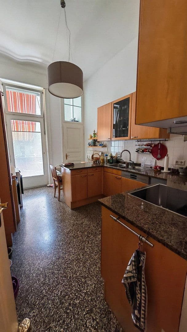 3 bedroom with open-plan kitchen flat for sale, 146 m², Dotzheimer Straße 56, Wiesbaden, Hesse 3 bedroom with open-plan kitchen flat for sale, 146 m², Dotzheimer Straße 56, Wiesbaden, Hesse