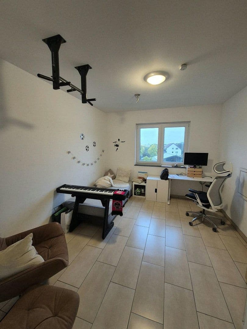 3 bedroom flat to rent, 108 m², Bantzerweg 4 A, Gießen, Hesse 3 bedroom flat to rent, 108 m², Bantzerweg 4 A, Gießen, Hesse