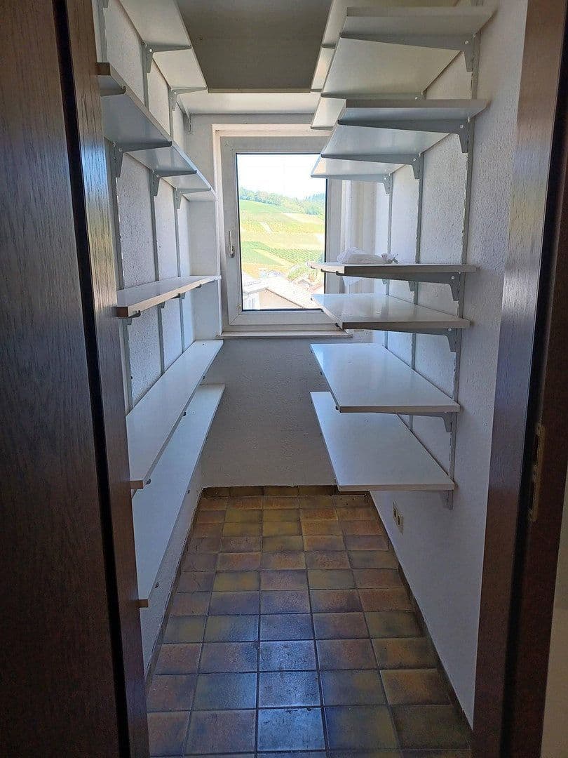 2 bedroom with open-plan kitchen flat to rent, 115 m², Baden-Baden - Neuweier, Baden-Württemberg 2 bedroom with open-plan kitchen flat to rent, 115 m², Baden-Baden - Neuweier, Baden-Württemberg