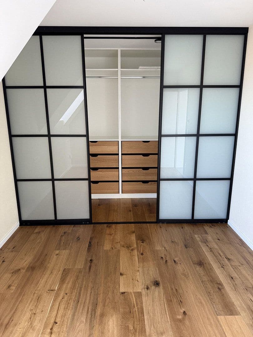 3 bedroom with open-plan kitchen flat for sale, 110 m², Lauffen am Neckar, Baden-Württemberg 3 bedroom with open-plan kitchen flat for sale, 110 m², Lauffen am Neckar, Baden-Württemberg