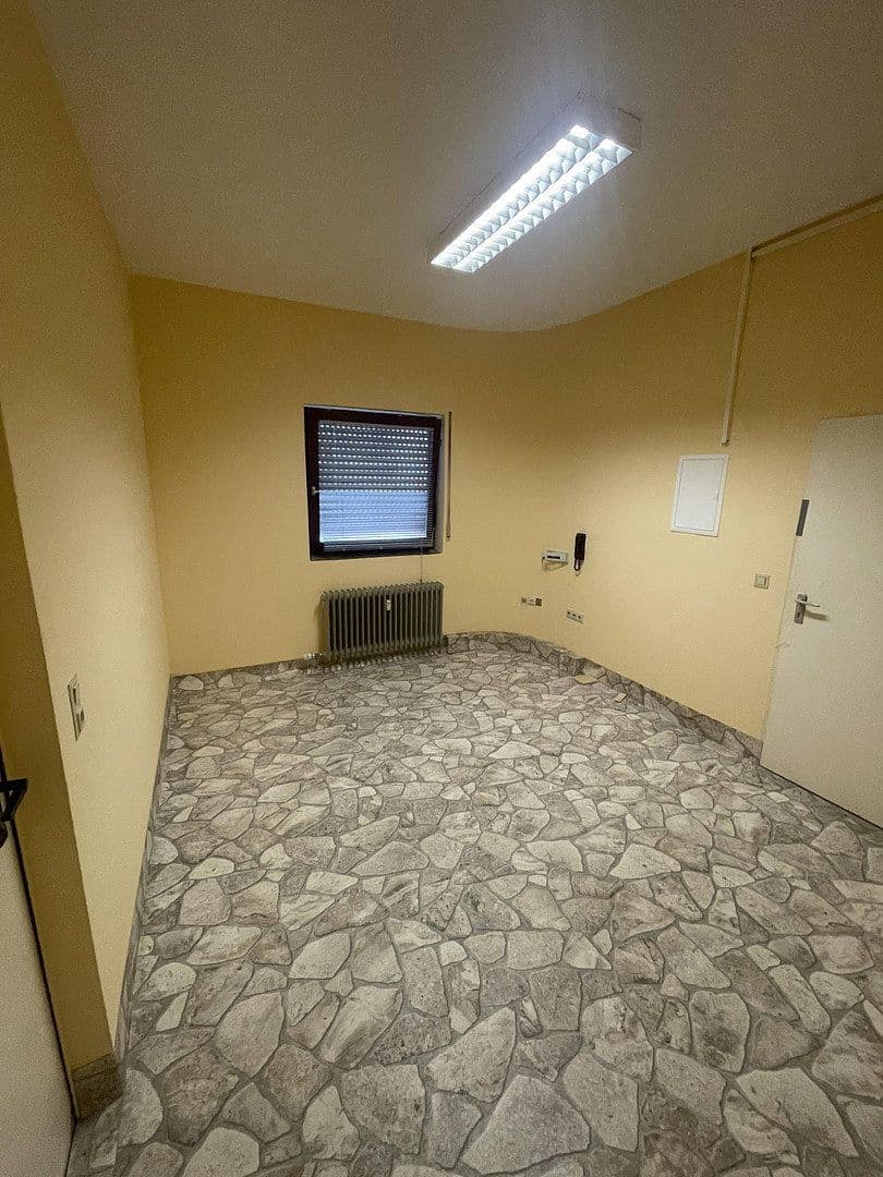 non-residential property to rent, 30 m², Schwäbisch Gmünd, Baden-Württemberg non-residential property to rent, 30 m², Schwäbisch Gmünd, Baden-Württemberg