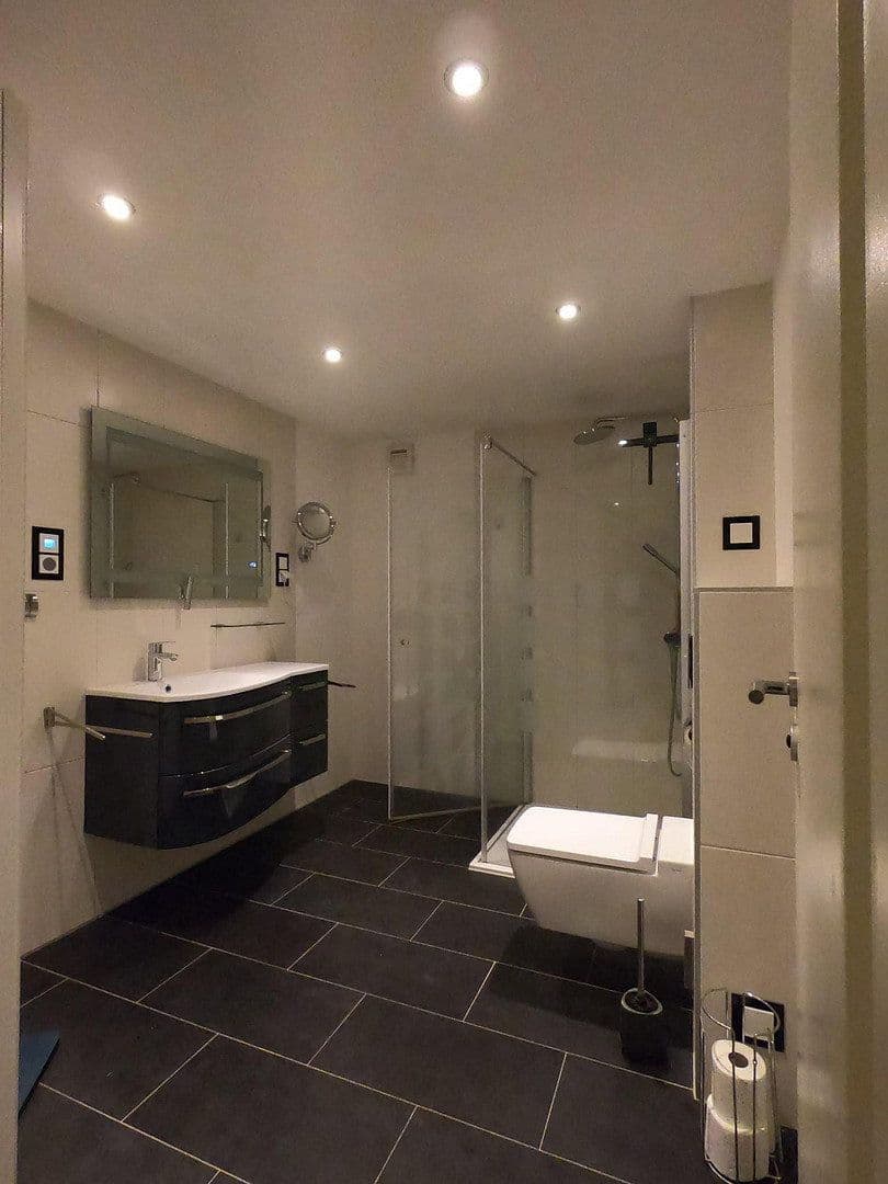 2 bedroom with open-plan kitchen flat to rent, 115 m², Wiesbaden, Hesse 2 bedroom with open-plan kitchen flat to rent, 115 m², Wiesbaden, Hesse