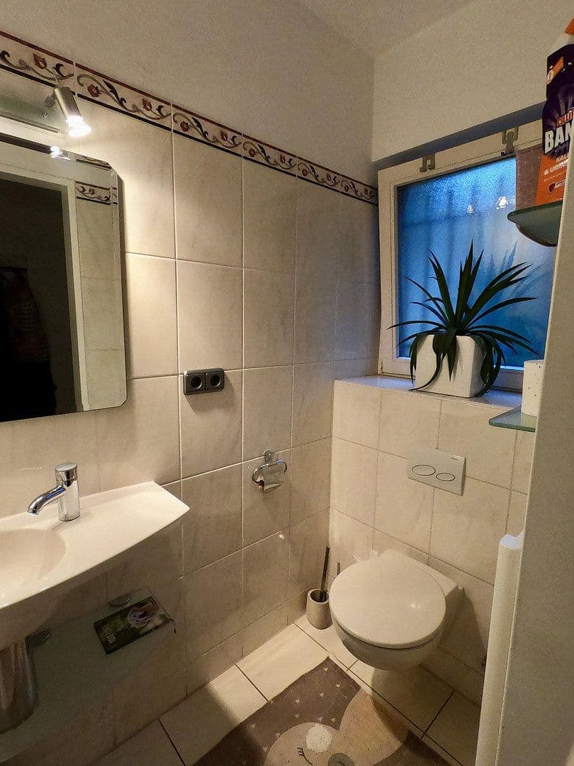 2 bedroom with open-plan kitchen flat to rent, 115 m², Wiesbaden, Hesse 2 bedroom with open-plan kitchen flat to rent, 115 m², Wiesbaden, Hesse