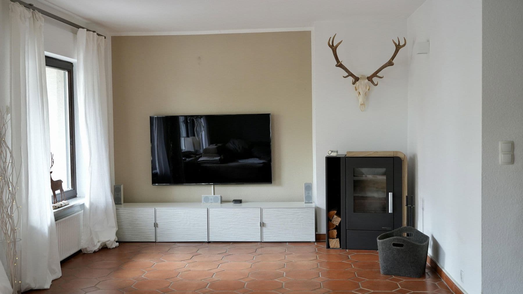 2 bedroom with open-plan kitchen flat to rent, 115 m², Wiesbaden, Hesse 2 bedroom with open-plan kitchen flat to rent, 115 m², Wiesbaden, Hesse