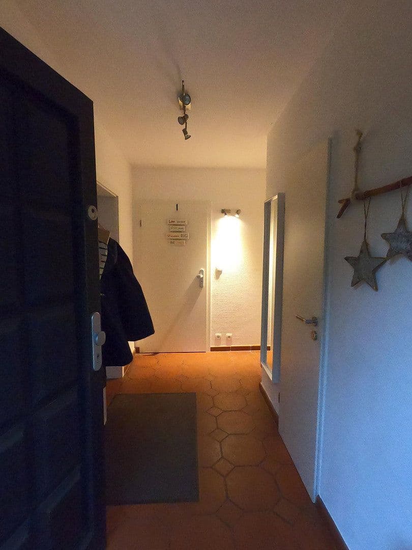 2 bedroom with open-plan kitchen flat to rent, 115 m², Wiesbaden, Hesse 2 bedroom with open-plan kitchen flat to rent, 115 m², Wiesbaden, Hesse