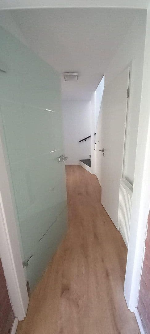 1 bedroom with open-plan kitchen flat to rent, 108 m², Grevenbroich, North Rhine-Westphalia 1 bedroom with open-plan kitchen flat to rent, 108 m², Grevenbroich, North Rhine-Westphalia