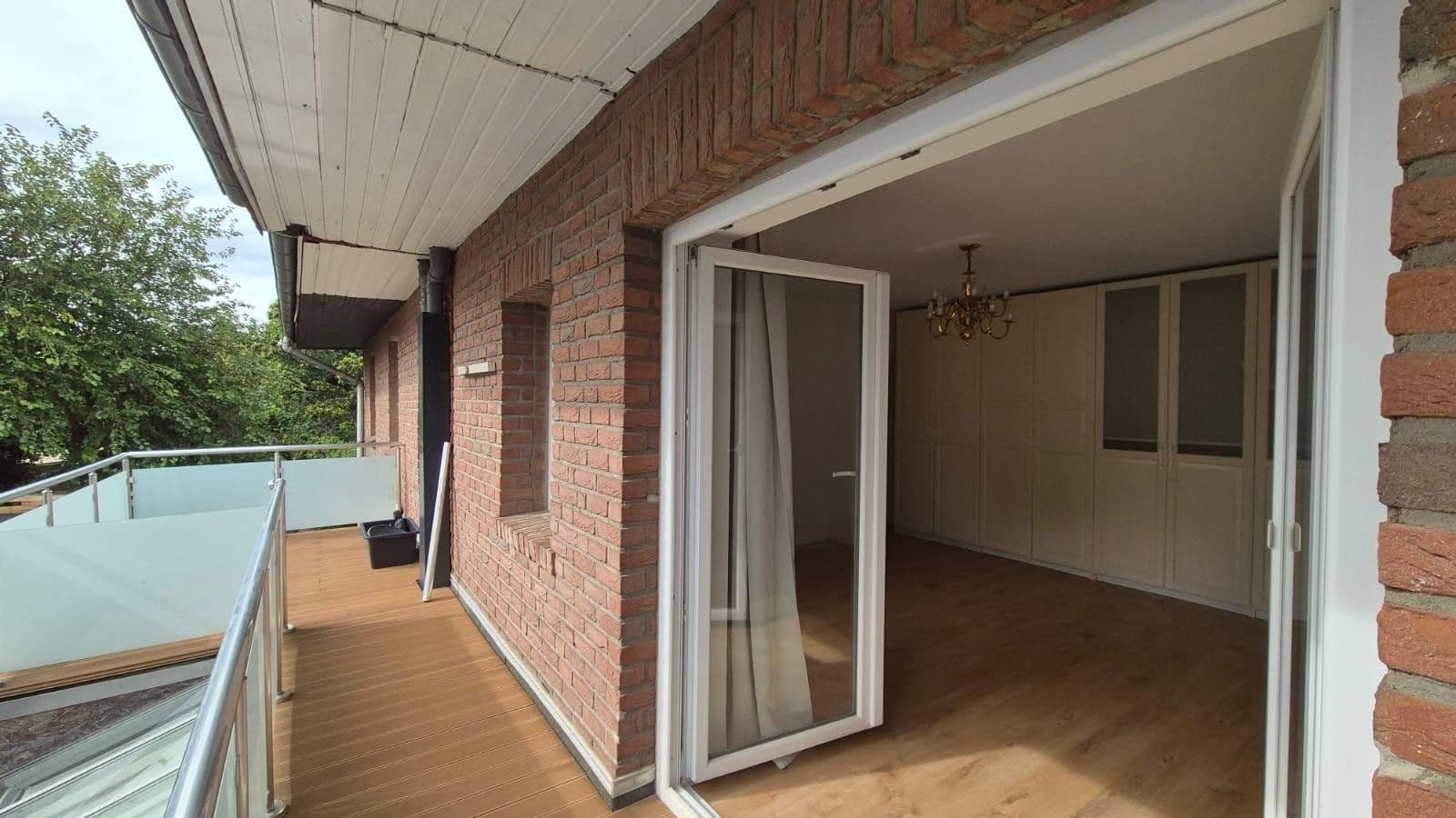 1 bedroom with open-plan kitchen flat to rent, 108 m², Grevenbroich, North Rhine-Westphalia 1 bedroom with open-plan kitchen flat to rent, 108 m², Grevenbroich, North Rhine-Westphalia