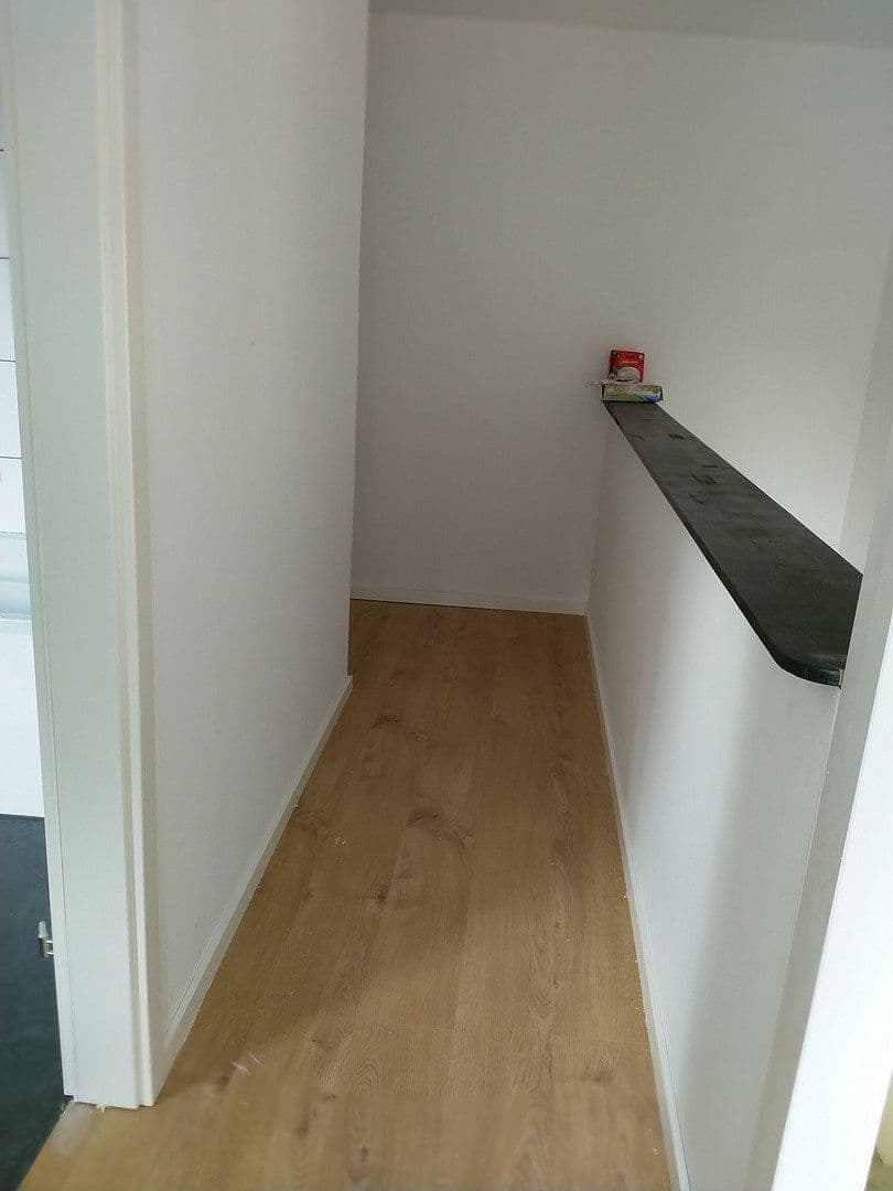 1 bedroom with open-plan kitchen flat to rent, 108 m², Grevenbroich, North Rhine-Westphalia 1 bedroom with open-plan kitchen flat to rent, 108 m², Grevenbroich, North Rhine-Westphalia