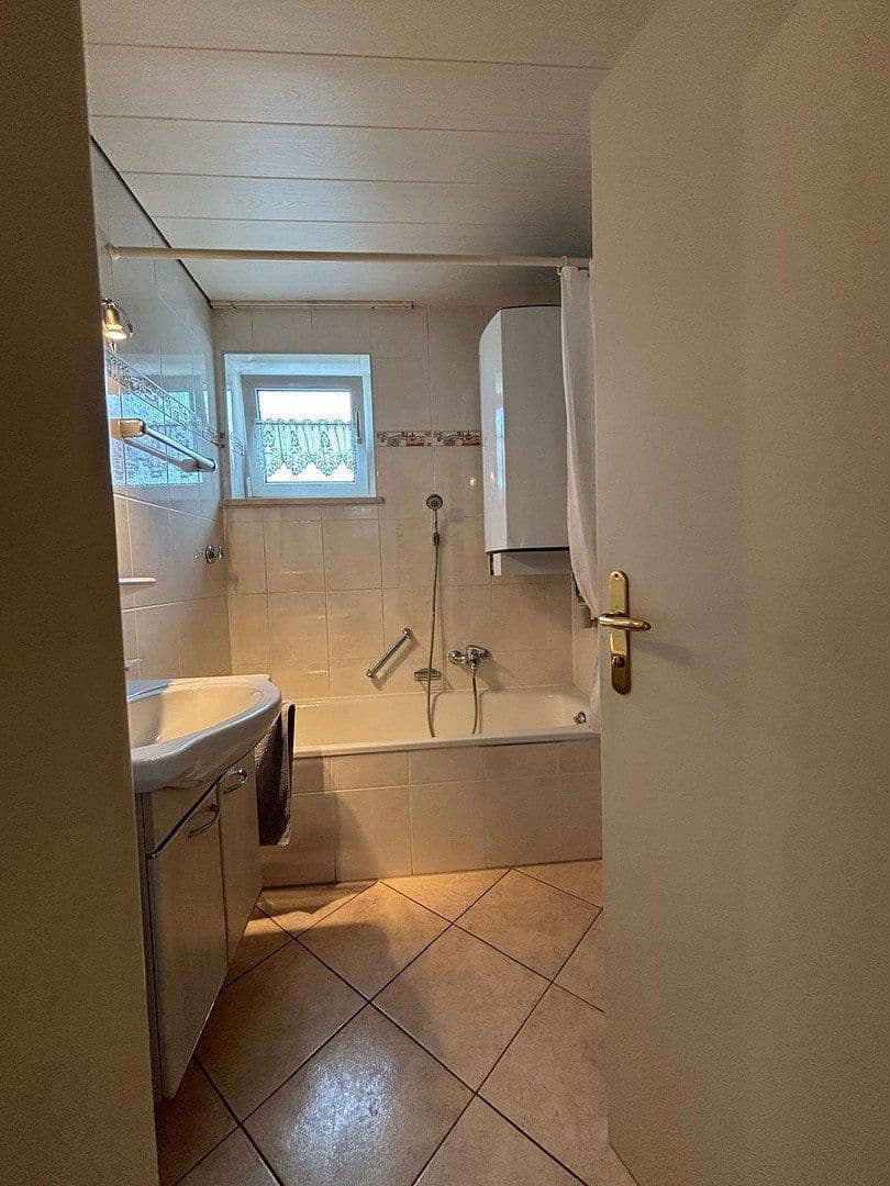 4 bedroom with open-plan kitchen flat for sale, 122 m², Putzbrunner Straße 100, Ottobrunn, Bavaria 4 bedroom with open-plan kitchen flat for sale, 122 m², Putzbrunner Straße 100, Ottobrunn, Bavaria