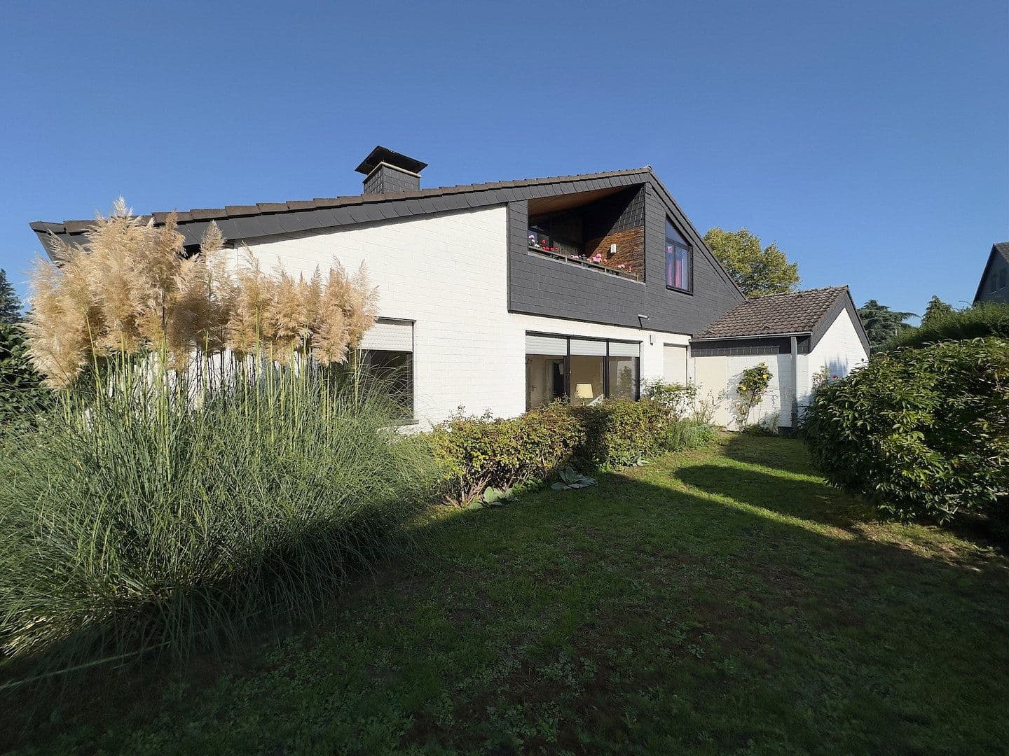 house to rent, 210 m², Wesseling, North Rhine-Westphalia house to rent, 210 m², Wesseling, North Rhine-Westphalia