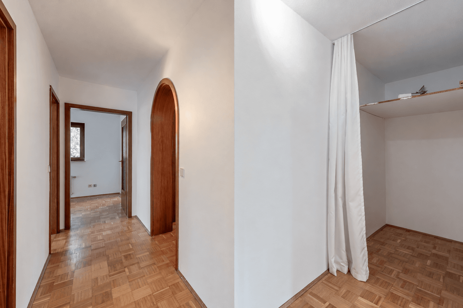 5 bedroom flat to rent, 132 m², Stuttgart, Baden-Württemberg 5 bedroom flat to rent, 132 m², Stuttgart, Baden-Württemberg