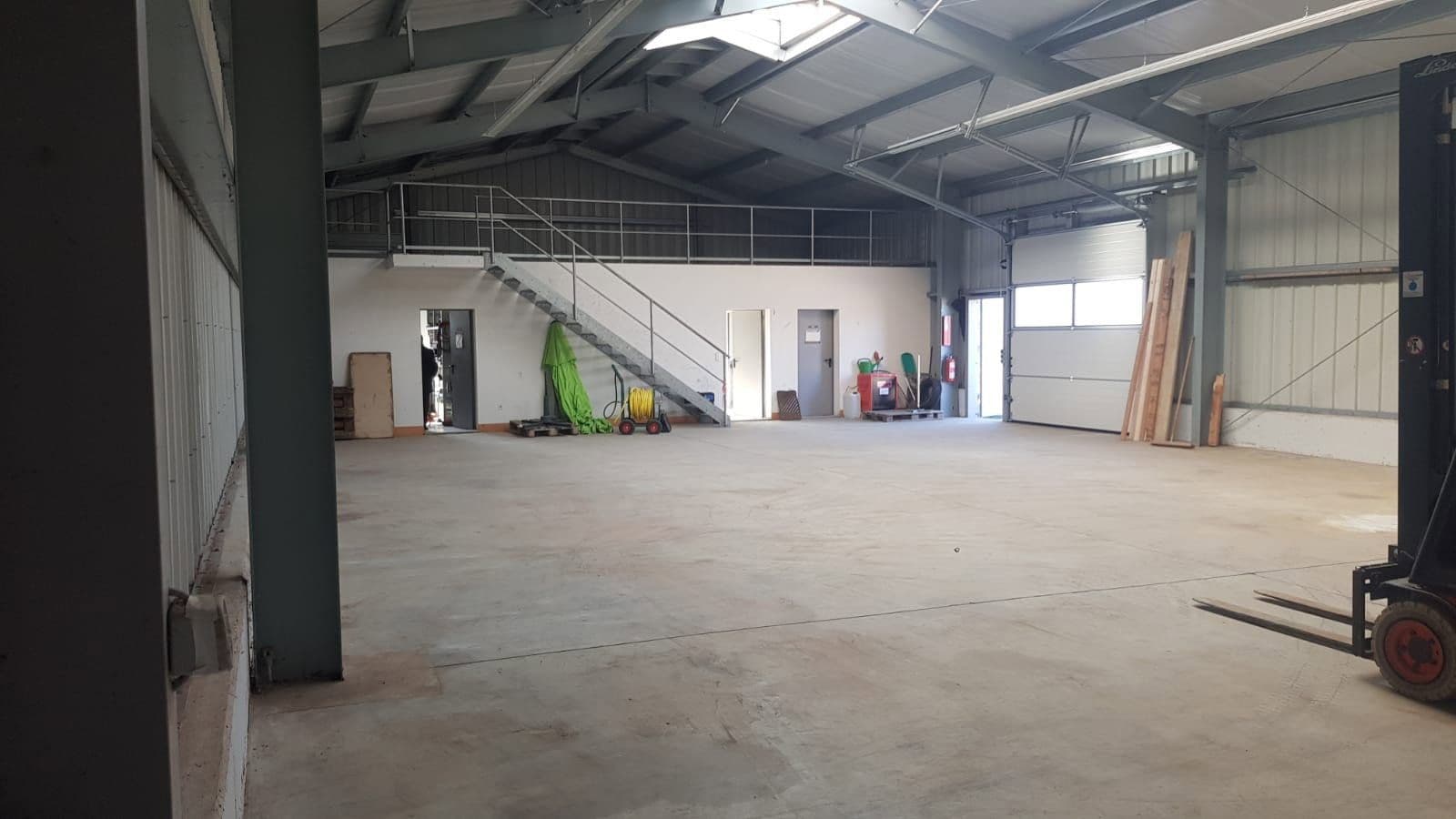 non-residential property to rent, 3,000 m², Elsbethenring 20, Pfeffenhausen, Bavaria non-residential property to rent, 3,000 m², Elsbethenring 20, Pfeffenhausen, Bavaria