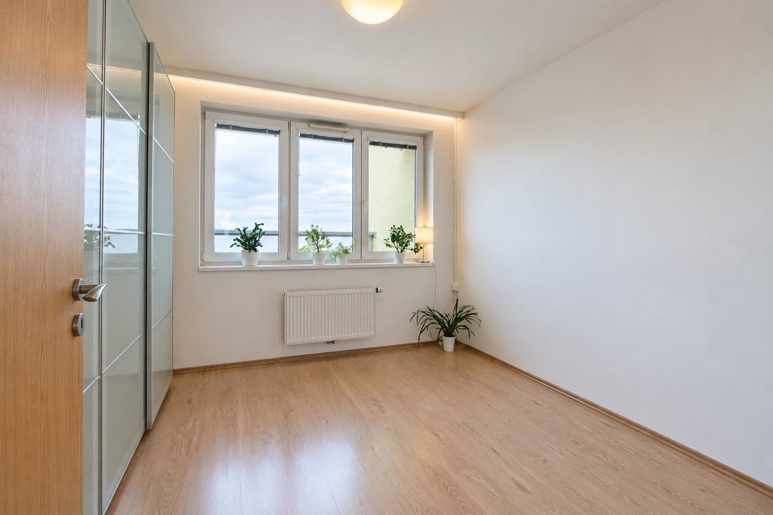 1 bedroom with open-plan kitchen flat to rent, 62 m², Březenská, Prague, Prague 1 bedroom with open-plan kitchen flat to rent, 62 m², Březenská, Prague, Prague