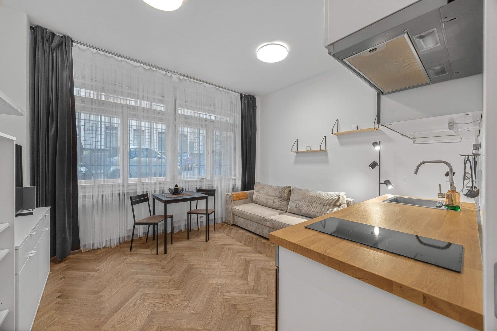 Studio flat to rent, 23 m², Pplk. Sochora, Prague, Prague Studio flat to rent, 23 m², Pplk. Sochora, Prague, Prague