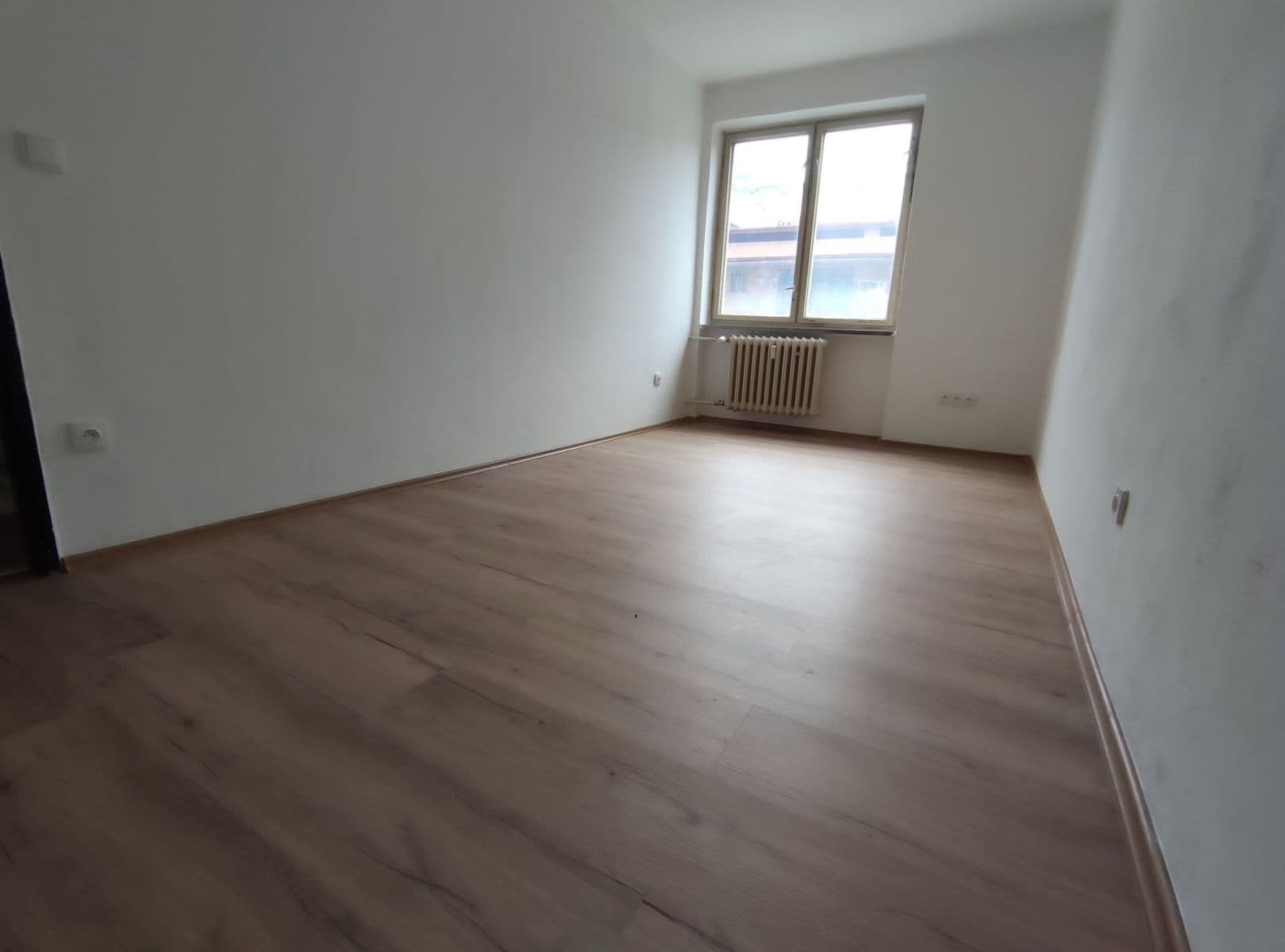 3 bedroom with open-plan kitchen flat for sale, 77 m², Hrusická, Prague, Prague 3 bedroom with open-plan kitchen flat for sale, 77 m², Hrusická, Prague, Prague