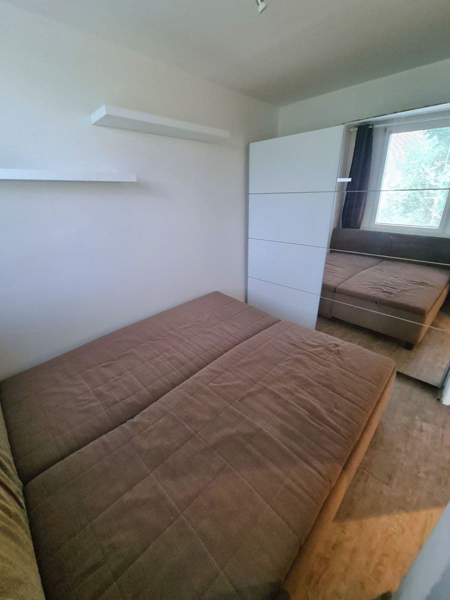 1 bedroom with open-plan kitchen flat to rent, 46 m², Bouřilova, Prague, Prague 1 bedroom with open-plan kitchen flat to rent, 46 m², Bouřilova, Prague, Prague