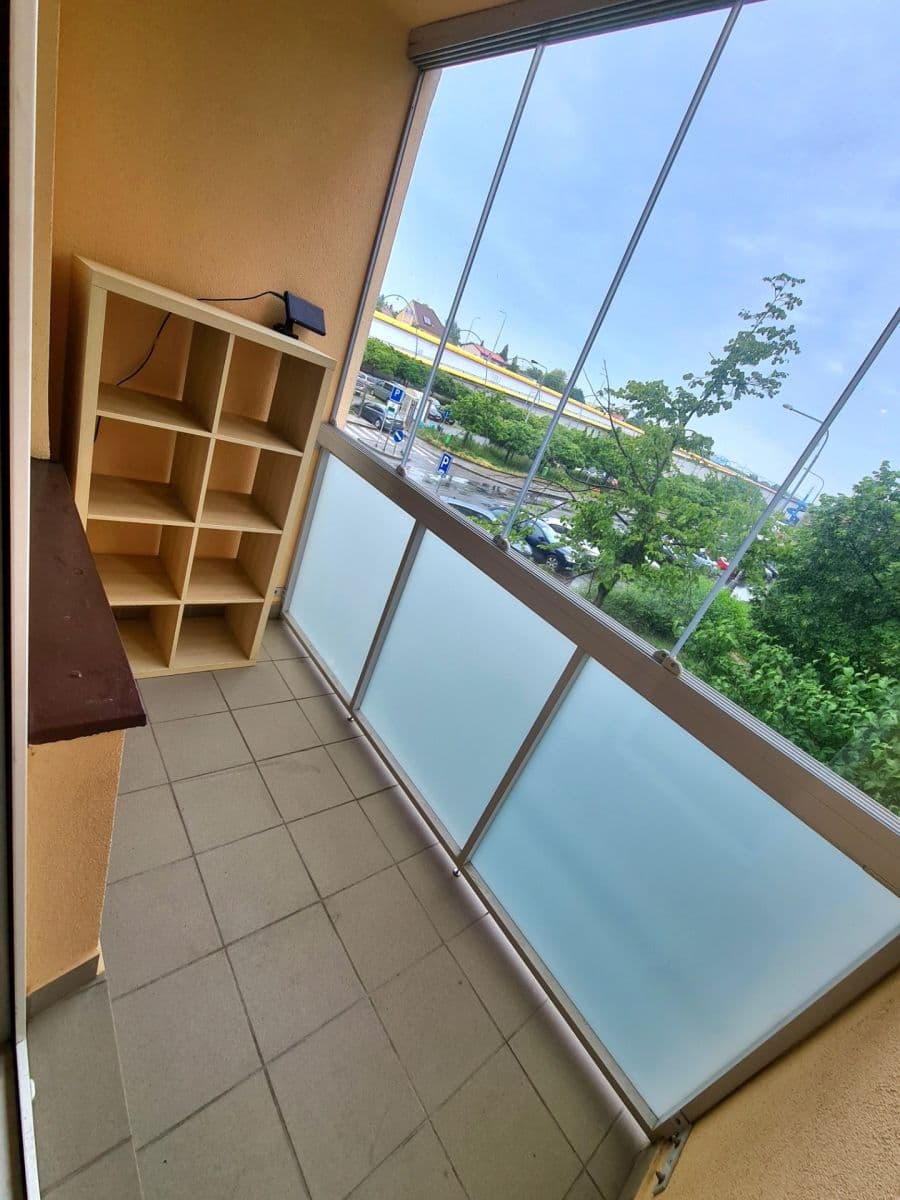 1 bedroom with open-plan kitchen flat to rent, 46 m², Bouřilova, Prague, Prague 1 bedroom with open-plan kitchen flat to rent, 46 m², Bouřilova, Prague, Prague