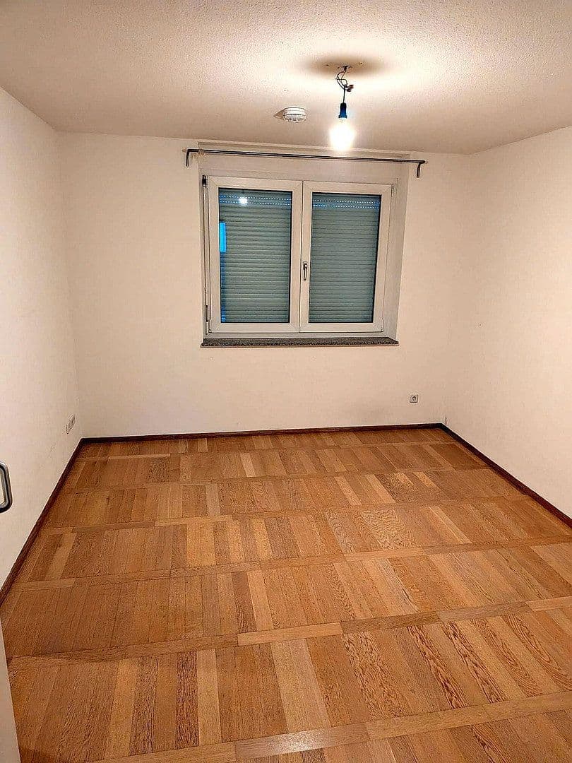 4 bedroom flat to rent, 120 m², Sindelfingen, Baden-Württemberg 4 bedroom flat to rent, 120 m², Sindelfingen, Baden-Württemberg