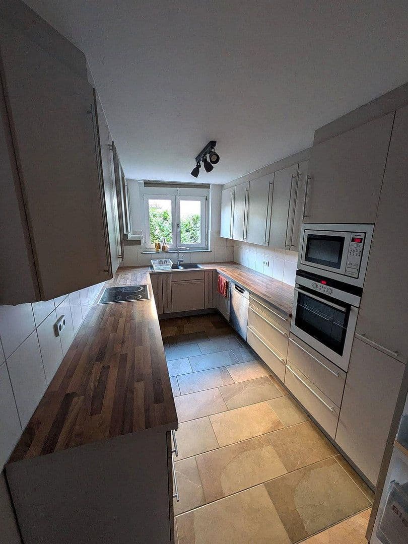 4 bedroom flat to rent, 120 m², Sindelfingen, Baden-Württemberg 4 bedroom flat to rent, 120 m², Sindelfingen, Baden-Württemberg