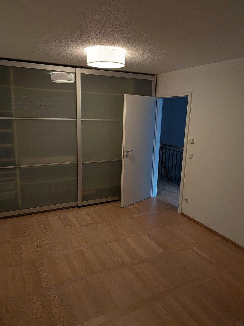 4 bedroom flat to rent, 120 m², Sindelfingen, Baden-Württemberg 4 bedroom flat to rent, 120 m², Sindelfingen, Baden-Württemberg