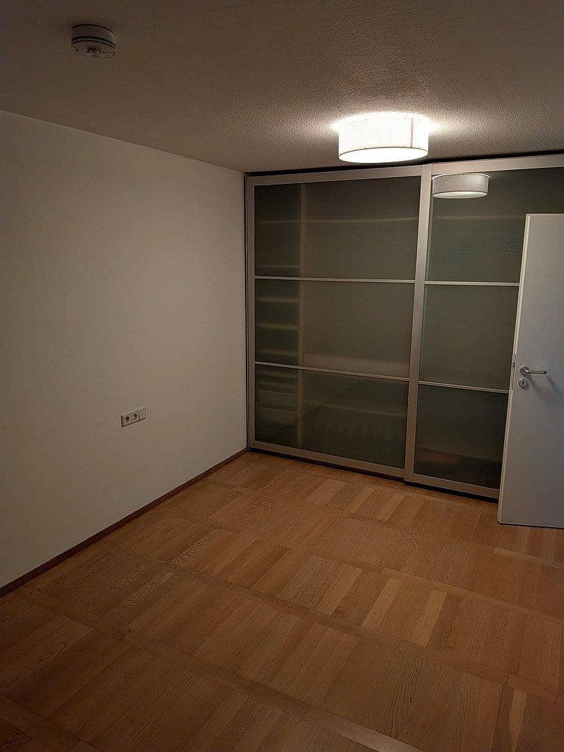 4 bedroom flat to rent, 120 m², Sindelfingen, Baden-Württemberg 4 bedroom flat to rent, 120 m², Sindelfingen, Baden-Württemberg