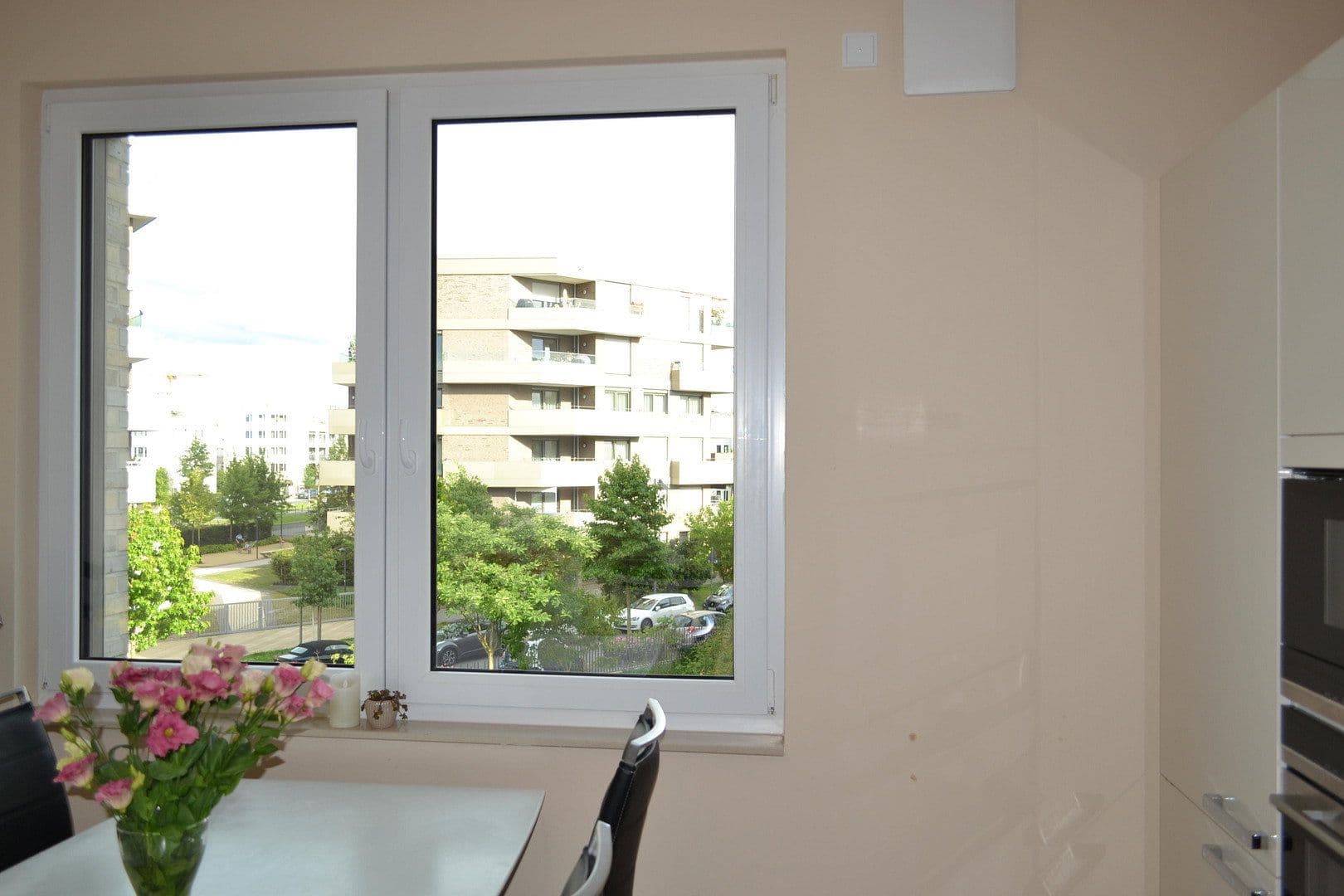 3 bedroom flat to rent, 87 m², Ella-Bergmann-Michel-Str. 1, Frankfurt, Hesse 3 bedroom flat to rent, 87 m², Ella-Bergmann-Michel-Str. 1, Frankfurt, Hesse