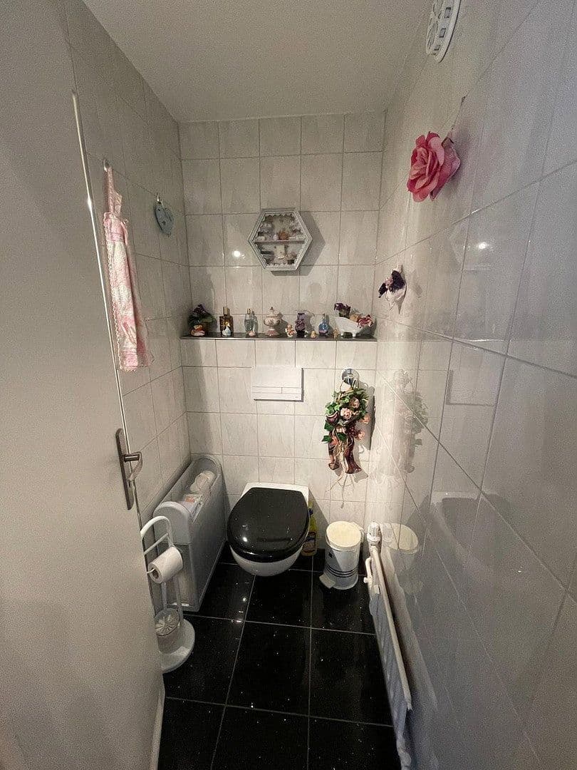 4 bedroom flat for sale, 105 m², Wuppertal, North Rhine-Westphalia 4 bedroom flat for sale, 105 m², Wuppertal, North Rhine-Westphalia