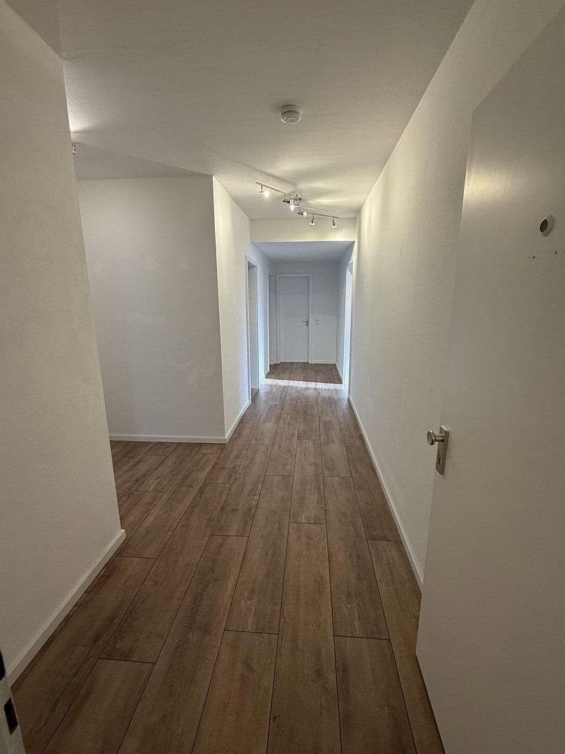 3 bedroom flat to rent, 96 m², Virchowstrasse 17, Siegen, North Rhine-Westphalia 3 bedroom flat to rent, 96 m², Virchowstrasse 17, Siegen, North Rhine-Westphalia