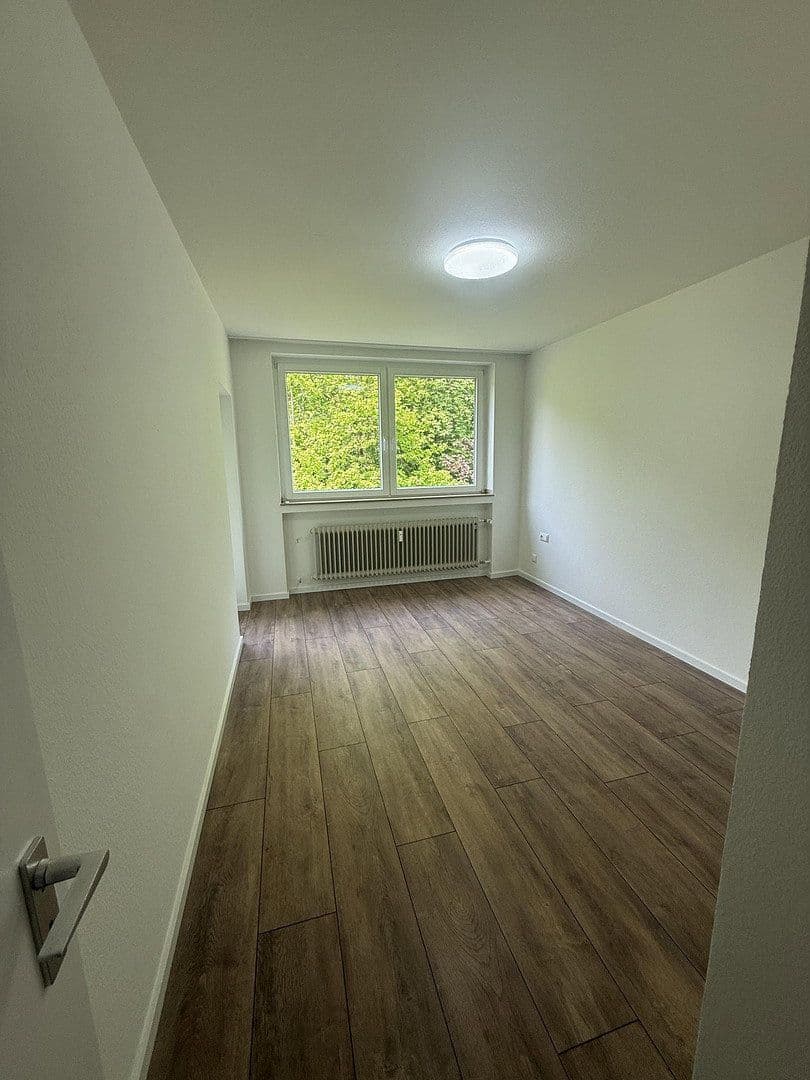 3 bedroom flat to rent, 96 m², Virchowstrasse 17, Siegen, North Rhine-Westphalia 3 bedroom flat to rent, 96 m², Virchowstrasse 17, Siegen, North Rhine-Westphalia