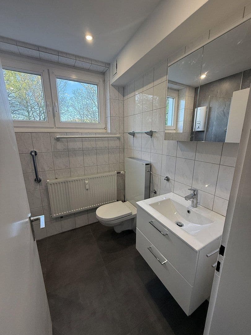 3 bedroom flat to rent, 96 m², Virchowstrasse 17, Siegen, North Rhine-Westphalia 3 bedroom flat to rent, 96 m², Virchowstrasse 17, Siegen, North Rhine-Westphalia