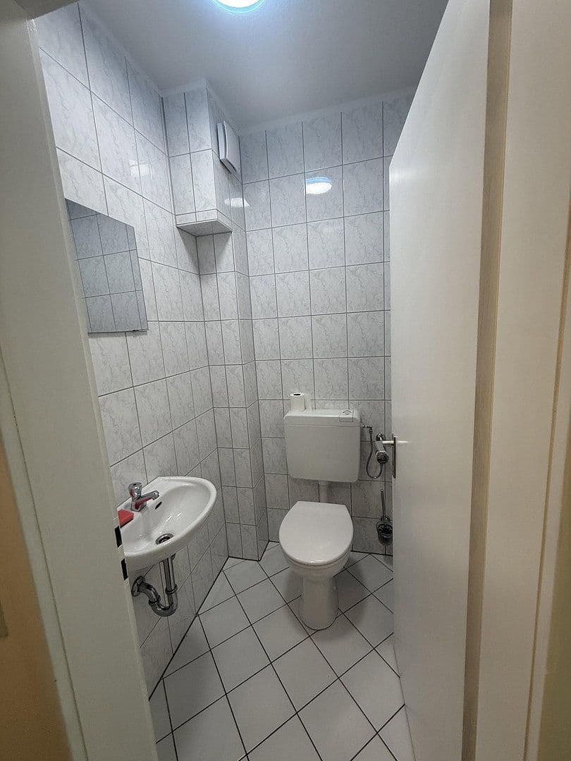 3 bedroom flat to rent, 96 m², Virchowstrasse 17, Siegen, North Rhine-Westphalia 3 bedroom flat to rent, 96 m², Virchowstrasse 17, Siegen, North Rhine-Westphalia