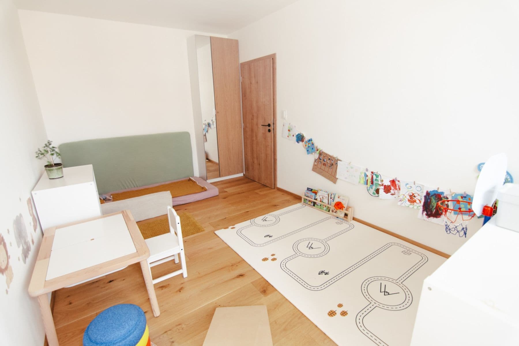 2 bedroom with open-plan kitchen flat for sale, 96 m², Vodnická, Prague, Prague 2 bedroom with open-plan kitchen flat for sale, 96 m², Vodnická, Prague, Prague