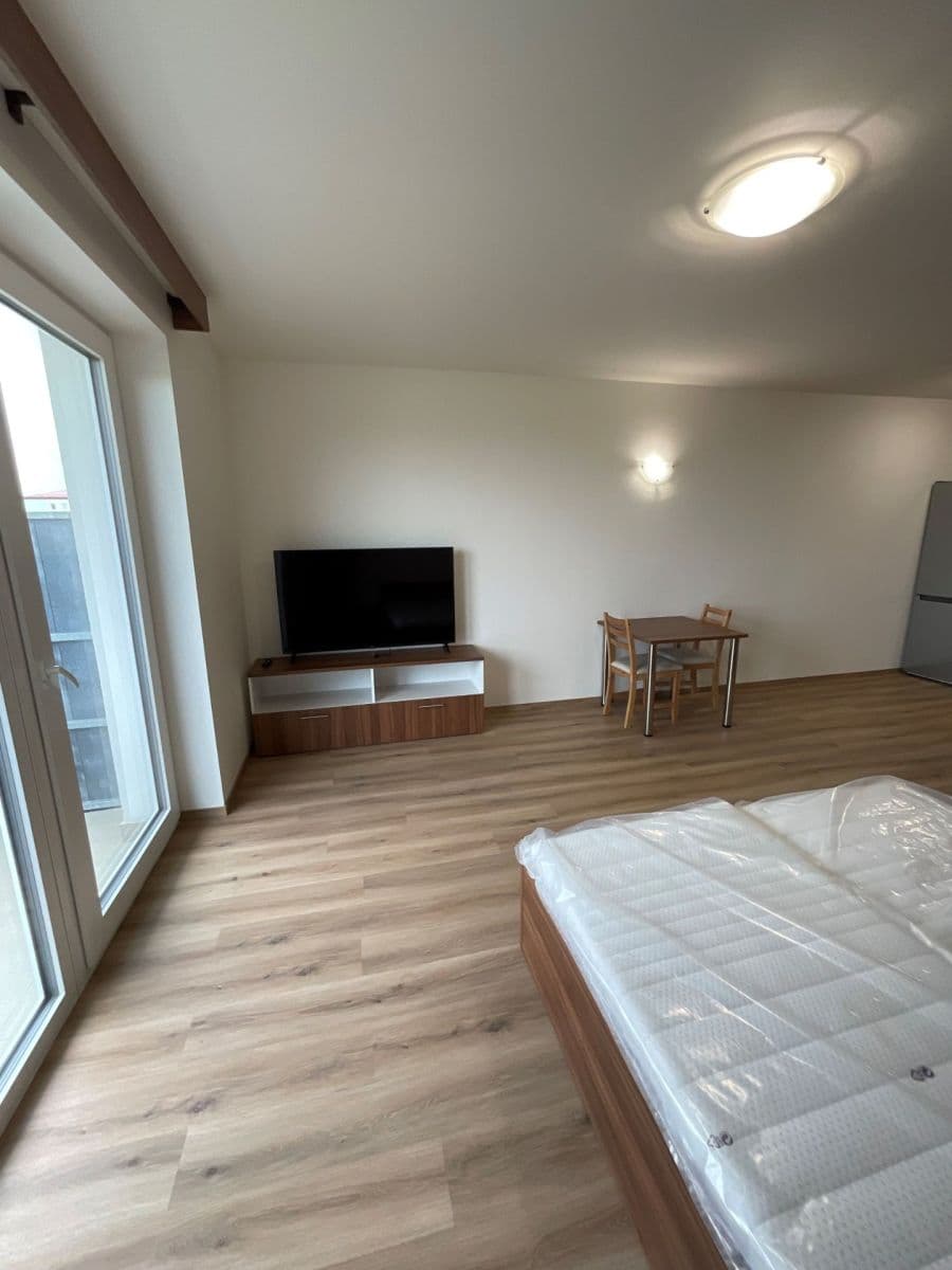Studio flat to rent, 40 m², Žitavská, Jihlava, Vysočina Region Studio flat to rent, 40 m², Žitavská, Jihlava, Vysočina Region