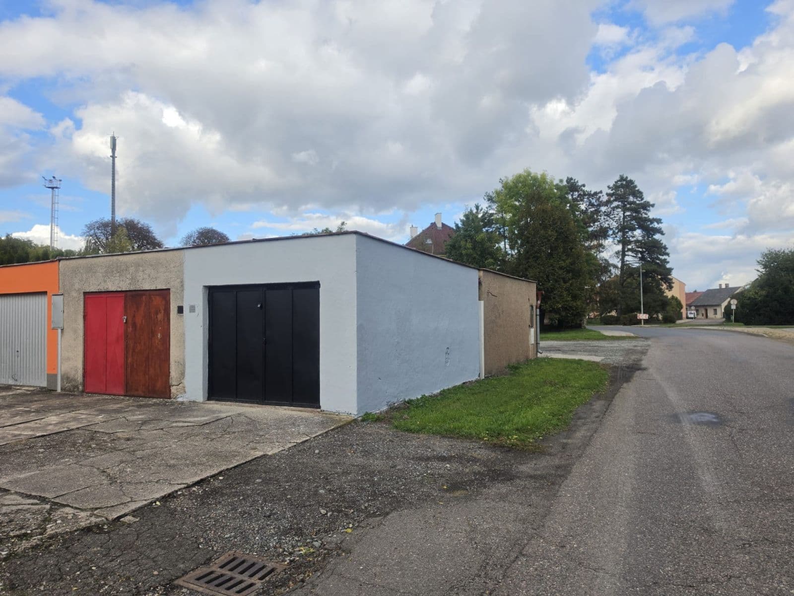 garage to rent, 20 m², Smiřice, Královéhradecký Region garage to rent, 20 m², Smiřice, Královéhradecký Region