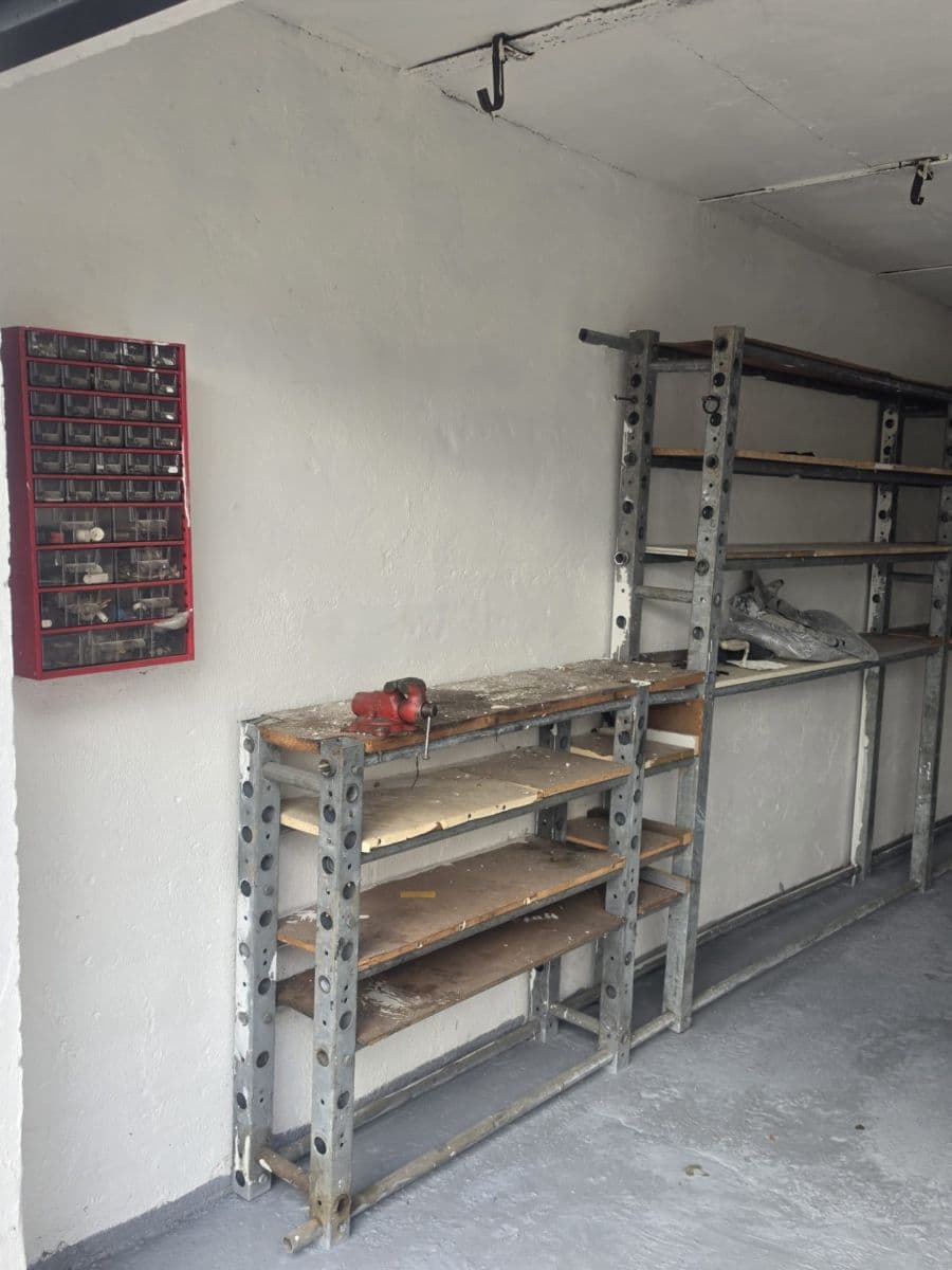 garage to rent, 20 m², Smiřice, Královéhradecký Region garage to rent, 20 m², Smiřice, Královéhradecký Region